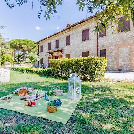 Gorgeous 2-Storey Villa With A Large Private Pool Todi Exterior photo