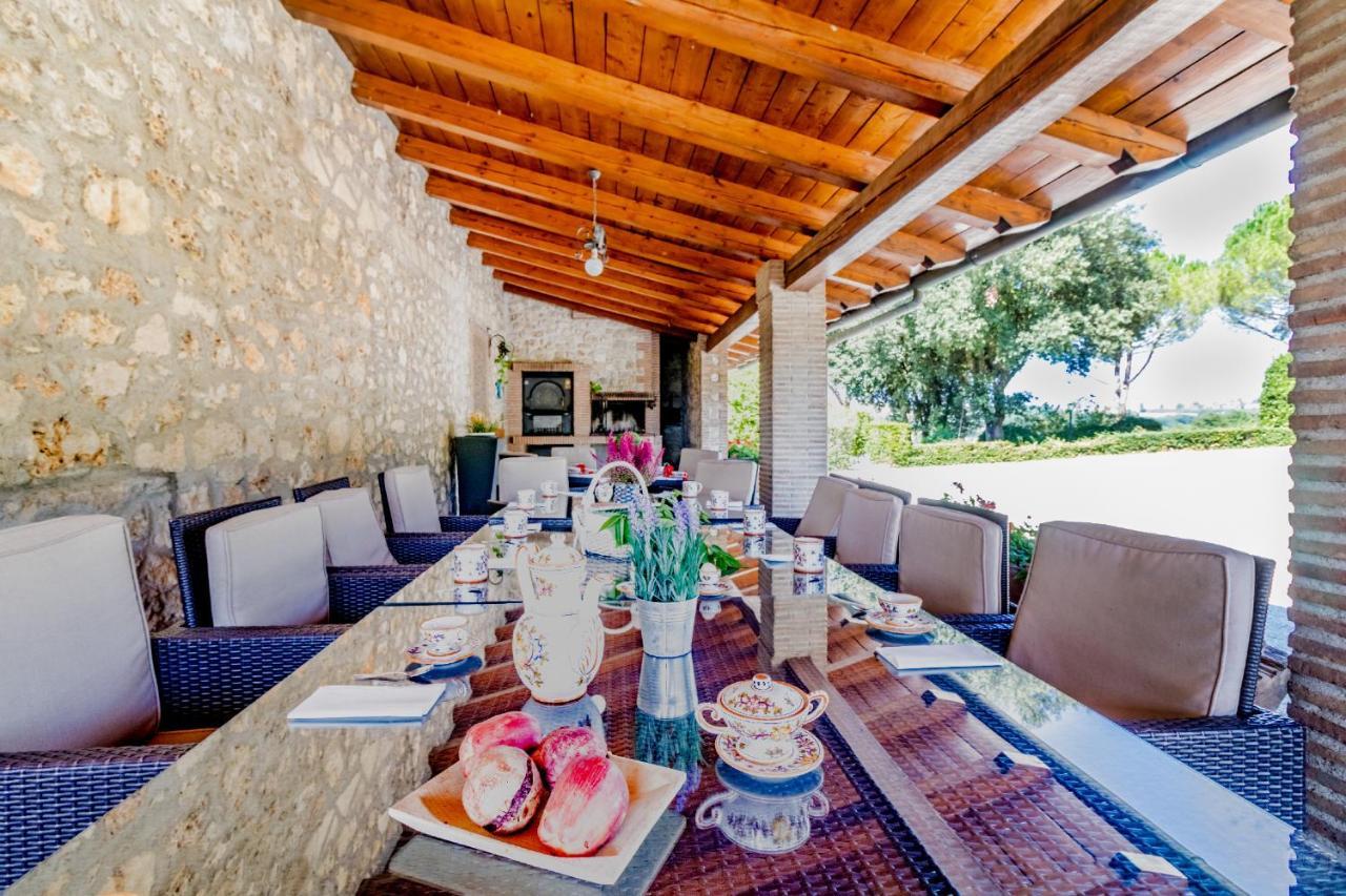 Gorgeous 2-Storey Villa With A Large Private Pool Todi Exterior photo